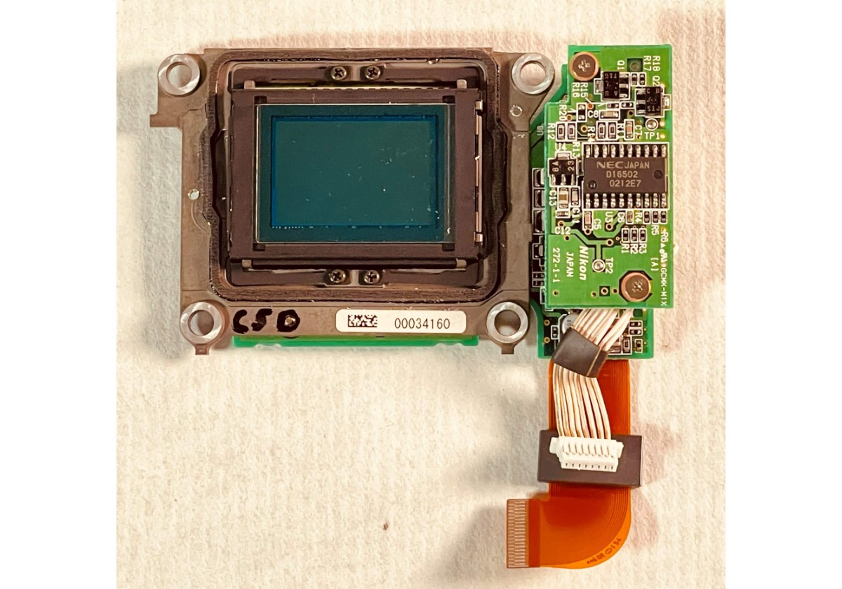 SENSOR CCD Y CAD, DE REFLEX NIKON DIGITAL