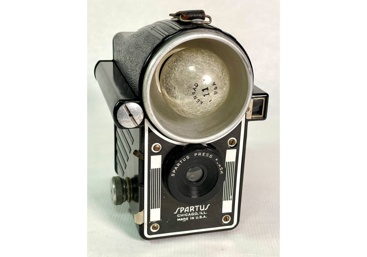 SPARTUS, PRESS FLASH