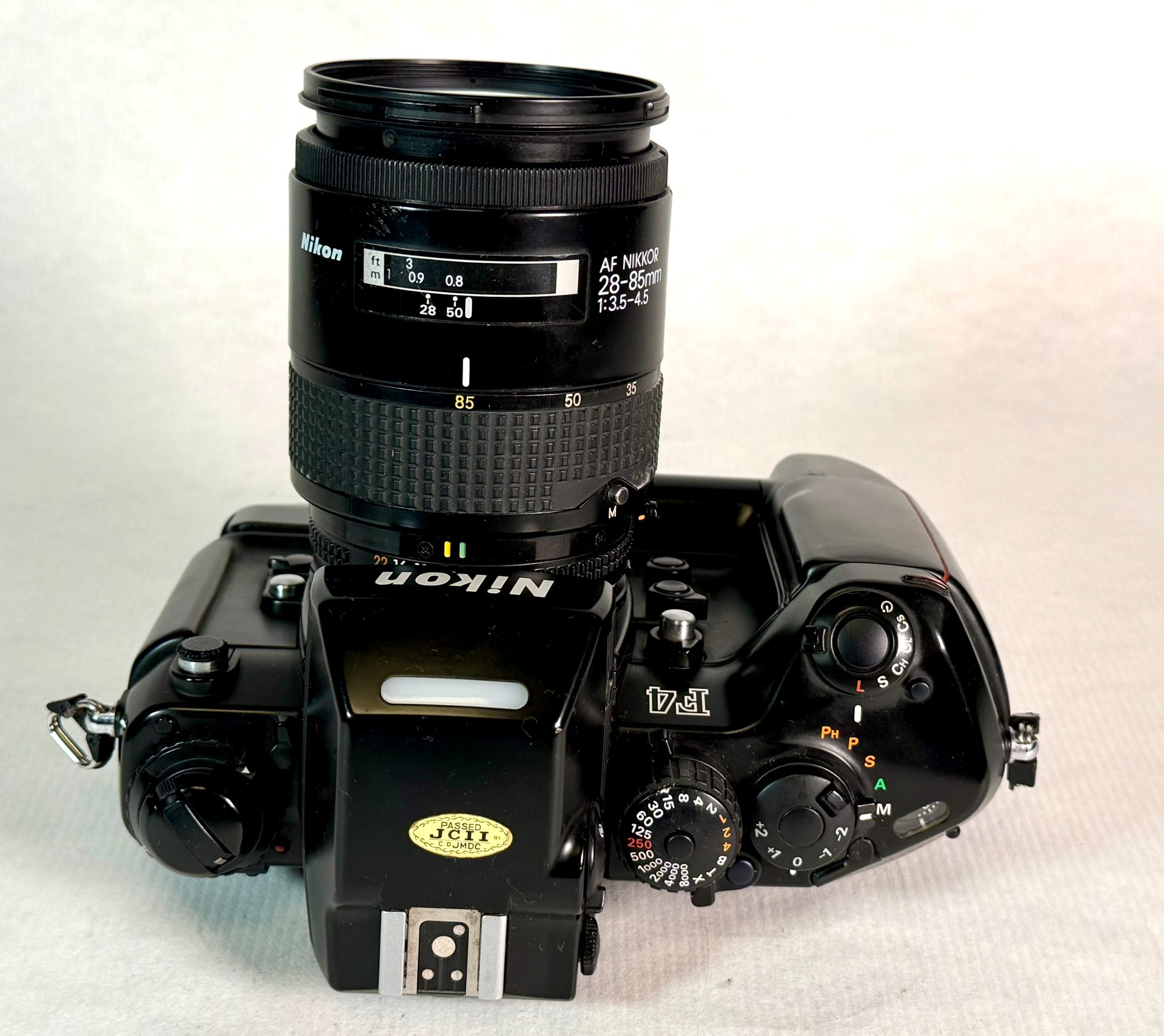 Nikon, F 4 S vista 2