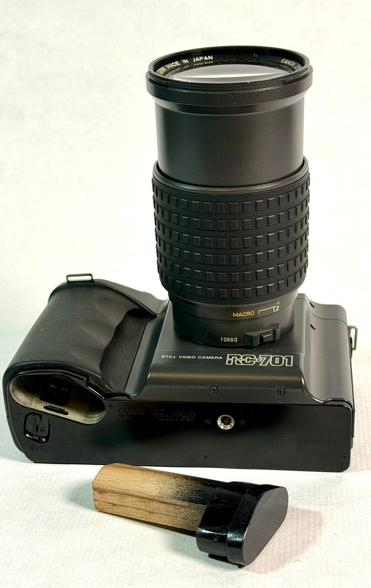 CANON, RC-701 (STILL VIDEO CAMERA) vista 8