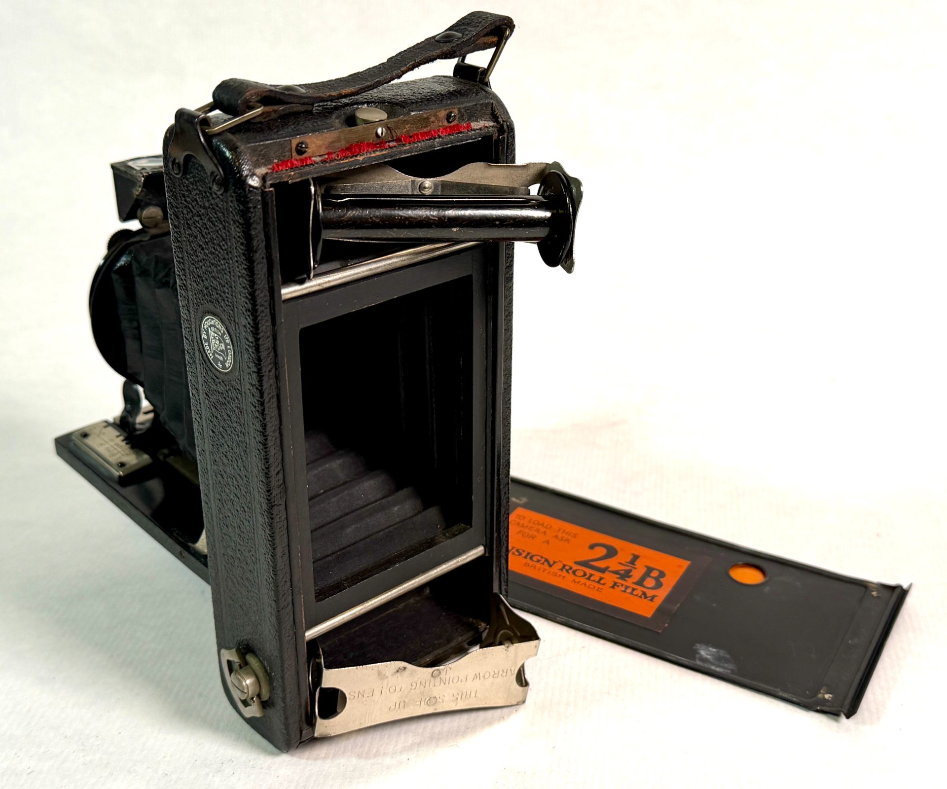 HOUGHTON ENSIGN, FOLDING CAMERA 2 1/4B vista 5
