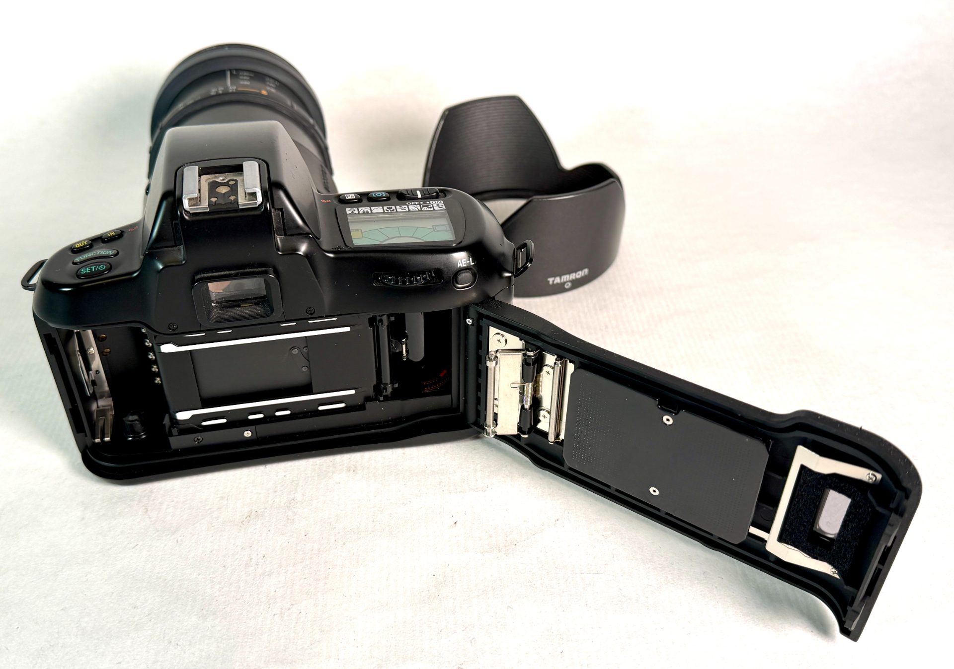 NIKON F 70 vista 4