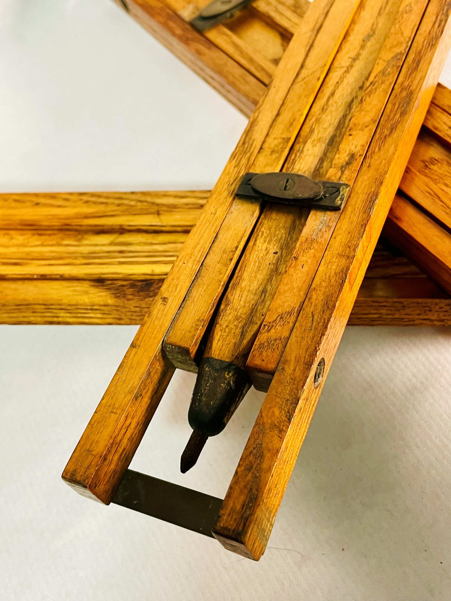 TRIPODE MADERA ROTULA CIRCULAR, S/M vista 4
