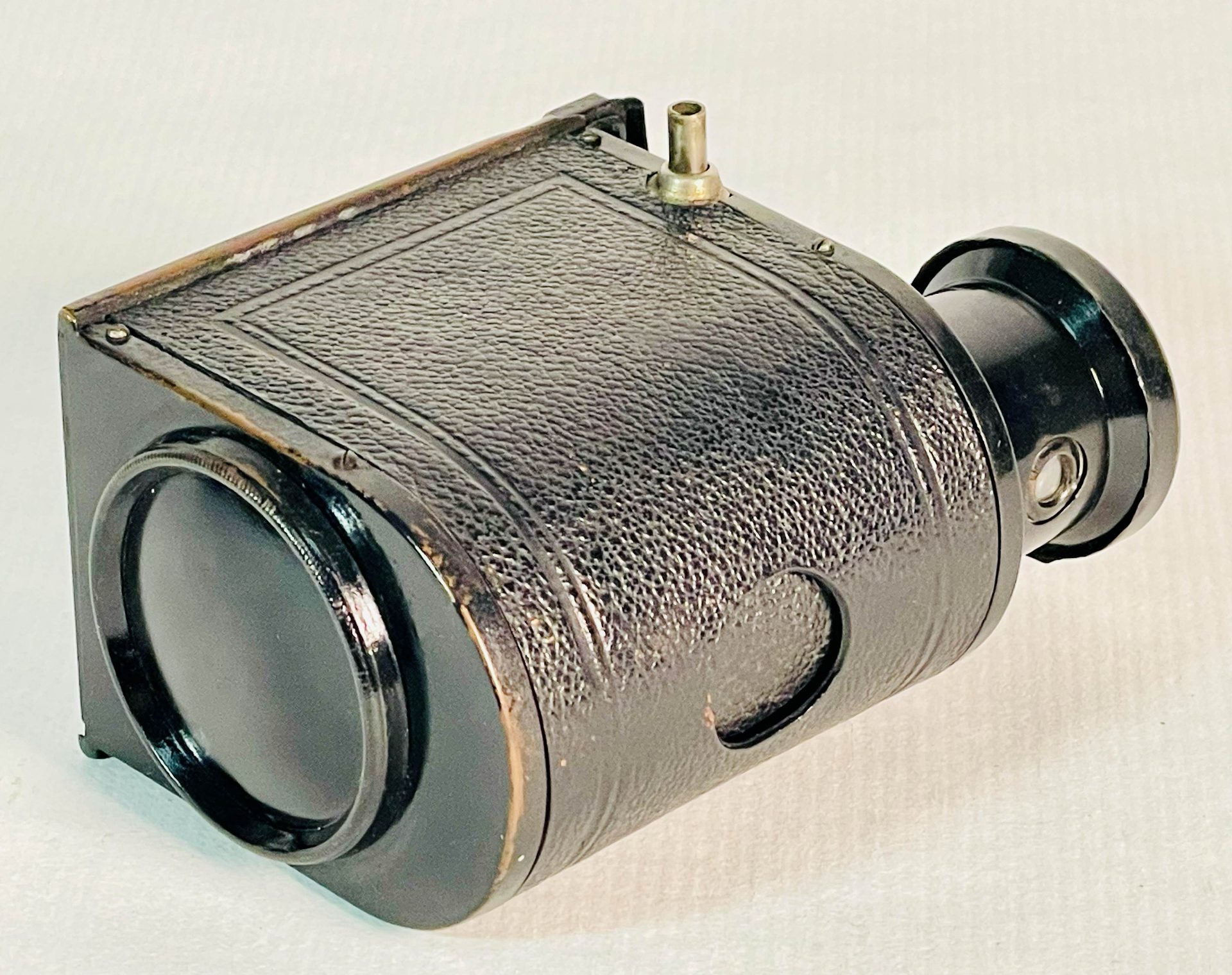 CONTESSA NETTEL, ARGUS MONOCULAR vista 2