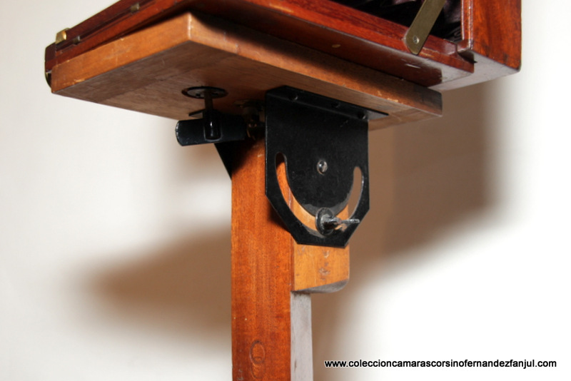 TRIPODE MADERA TRIANGULAR S/M vista 4