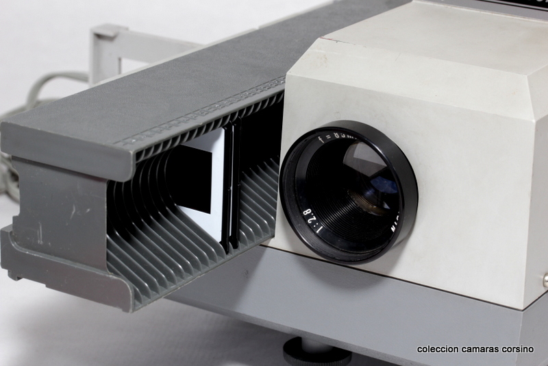 PROYECTOR DIAPOSITIVAS CABIN 1000A. vista 2
