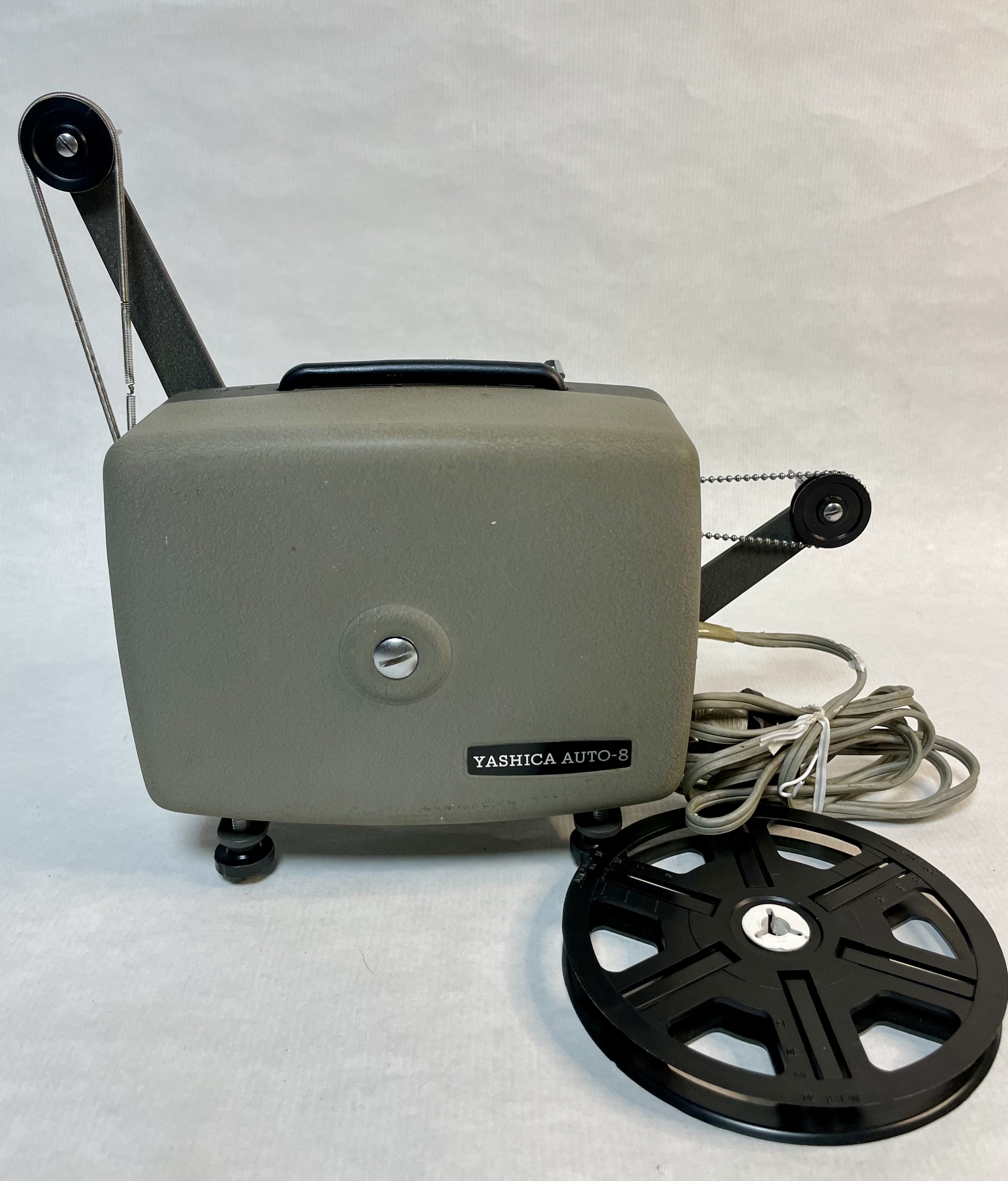 PROYECTOR 8 mm YASHICA AUTO 8. vista 3