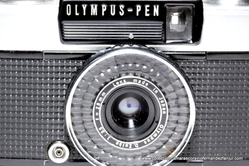 OLYMPUES, PEN EE 3 (negra) vista 4