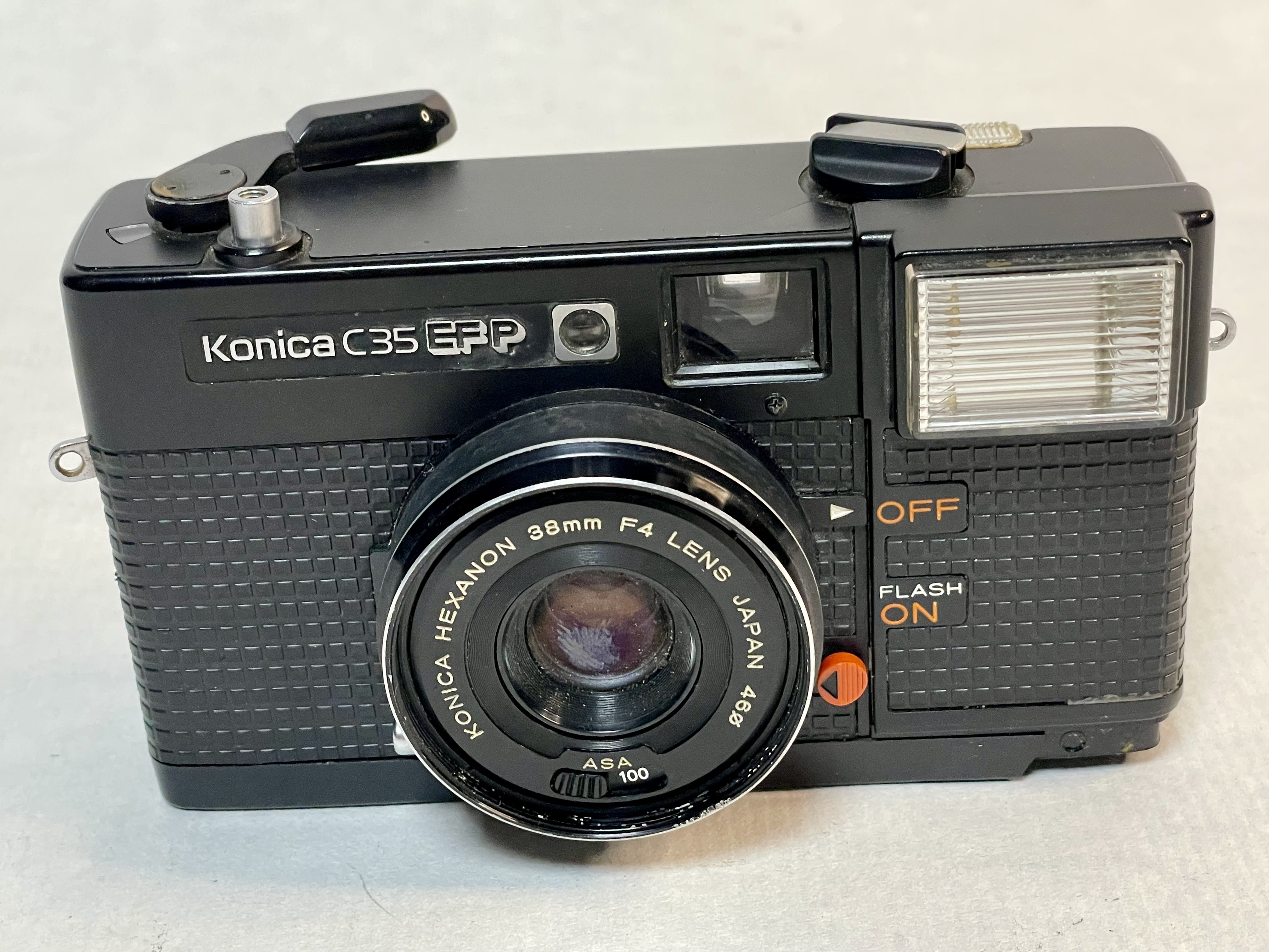 KONICA C 35 EPF.