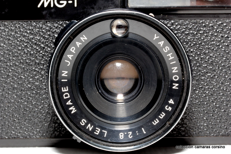 YASHICA, M G 1 vista 3
