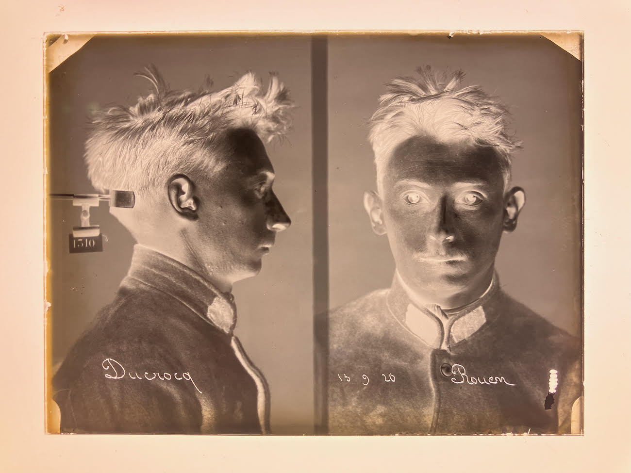 PLACA VIDRIO BERTILLON (DETENIDO 1310)