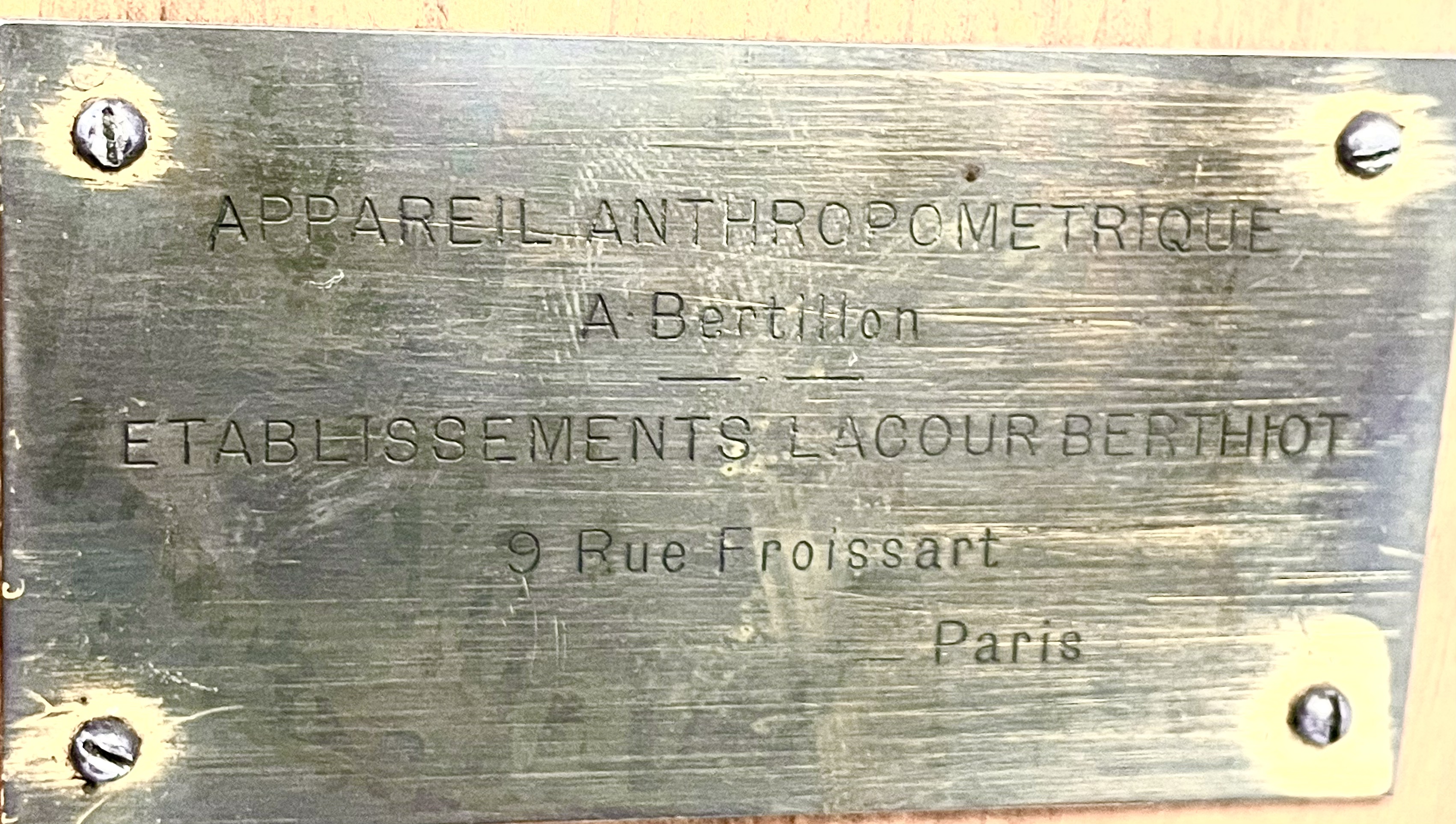 LACOURT BERTHIOT, A. BERTILLON (reseña detenidos) vista 10