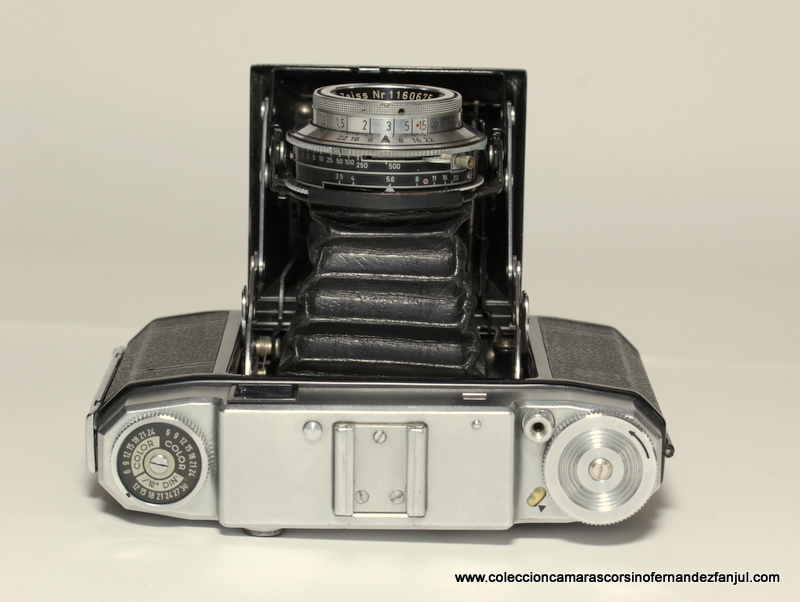 ZEISS IKON, SUPER IKONTA III vista 4