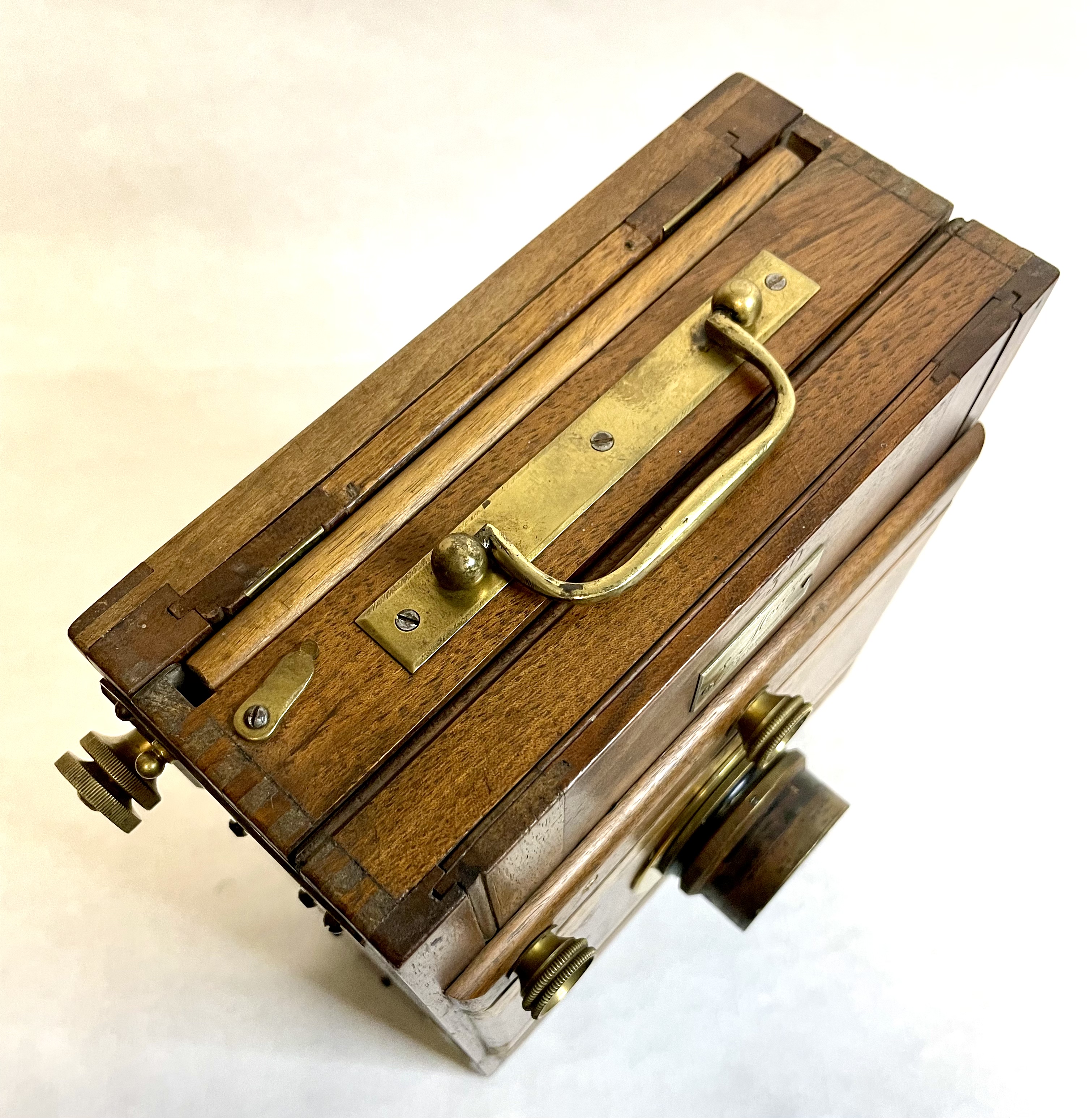 E. MAZO, FIELD CAMERA (TAILBOARD). vista 8