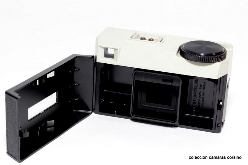 KODAK, INSTAMATIC 25. vista 3