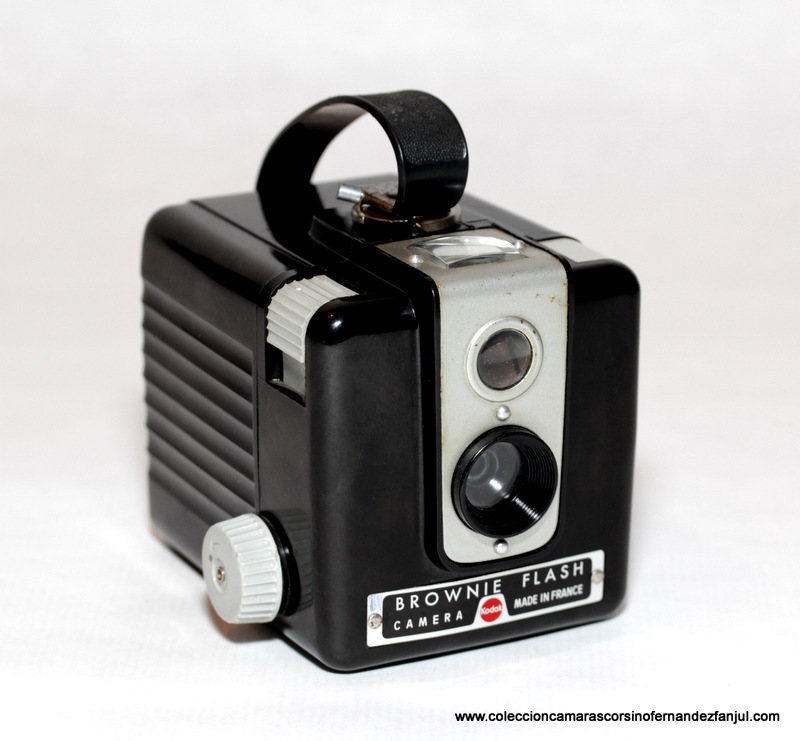 KODAK, BROWNIE FLASH