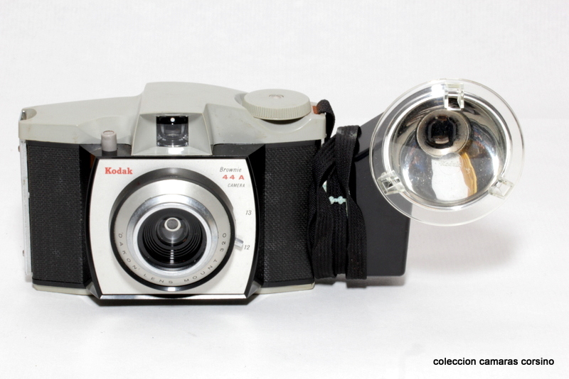 KODAK, BROWNIE 44 A