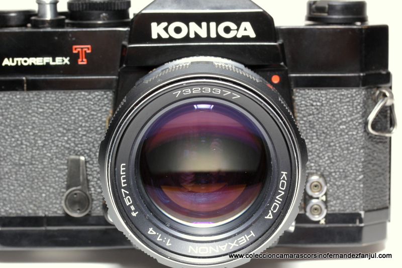 KONICA, AUTOREFLEX T vista 4