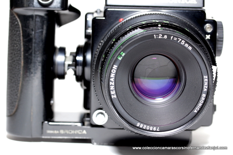 ZENZA BRONICA, ETRS vista 3