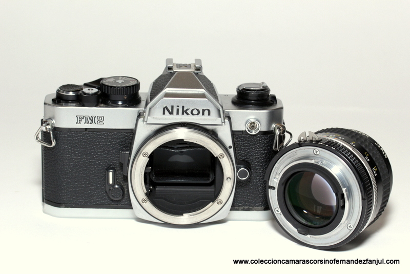 NIKON, FM 2 vista 2