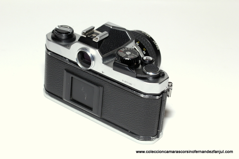 NIKON, FM 2 vista 3
