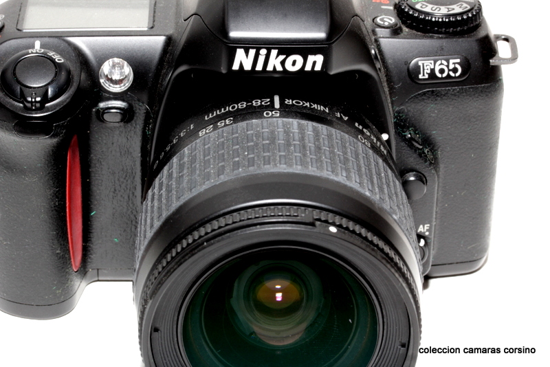 NIKON F 65 vista 4