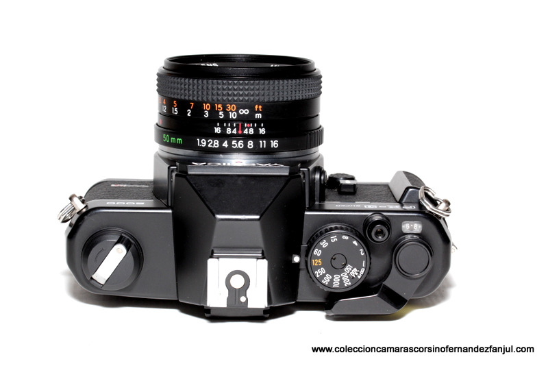 YASHICA, FX3 SUPER 2000 vista 2