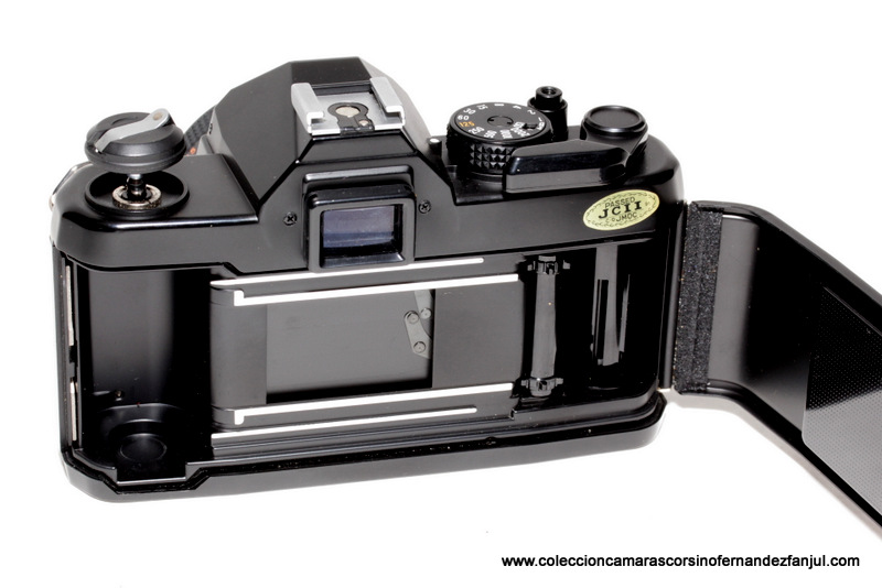 YASHICA, FX3 SUPER 2000 vista 5