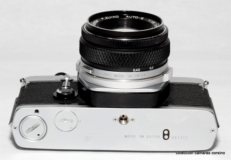 OLYMPUS OM-1 vista 5