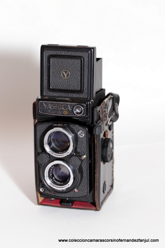 YASHICA MAT 124 G