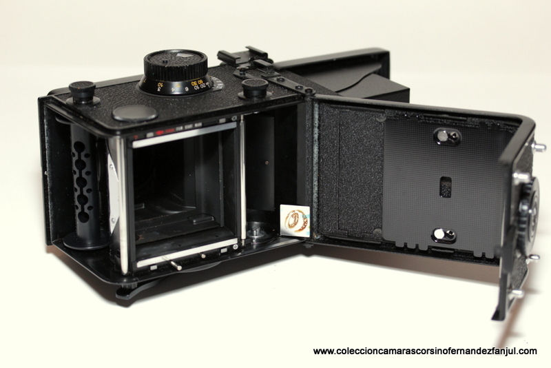 YASHICA MAT 124 G vista 4